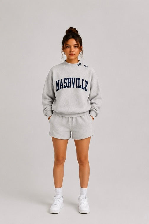 NASHVILLE Embroidered Oversized Mockneck Sweatshirt